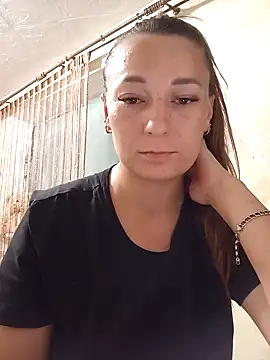 HollyDollsi online show from October 19, 8:31 pm