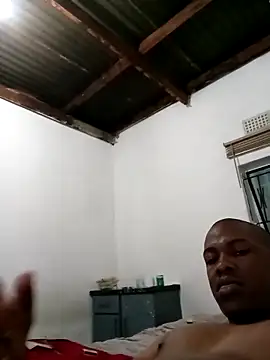 MyGuy352 online show from December 18, 4:18 am