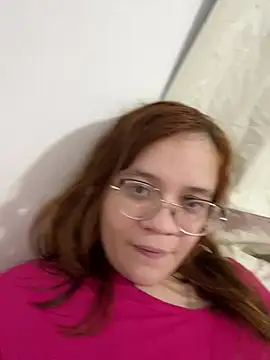 Snapshot of ruivinhadancer chatting on August 4, 9:39 pm ruivinhadancer online show from August 4, 9:39 pm