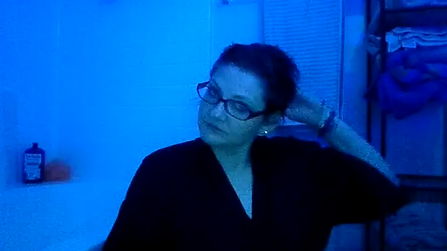 Snapshot of CloudyCockTeaser chatting on November 23, 1:38 am CloudyCockTeaser online show from November 23, 1:38 am