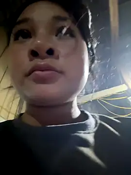 Linh-xxx online show from November 23, 12:16 pm