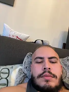 Snapshot of ThickVeincock chatting on October 14, 7:42 am ThickVeincock online show from October 14, 7:42 am