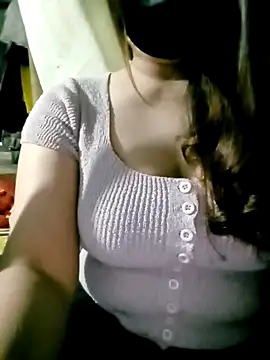 Snapshot of ZazaLy chatting on October 13, 10:59 am ZazaLy online show from October 13, 10:59 am