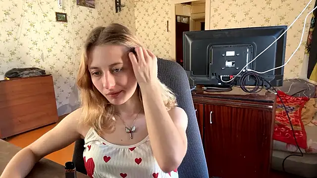 AmeliLia online show from March 22, 1:36 pm