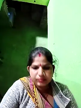 Karishma cute online show from February 1, 1:09 pm