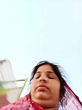 Karishma cute online show from February 8, 1:20 am