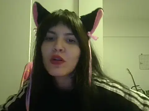 Snapshot of miapink33 chatting on October 30, 11:49 pm miapink33 online show from October 30, 11:49 pm