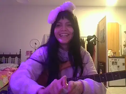 Snapshot of miapink33 chatting on November 6, 1:39 am miapink33 online show from November 6, 1:39 am