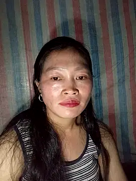 Snapshot of siusiu-00 chatting on October 18, 1:23 pm siusiu-00 online show from October 18, 1:23 pm