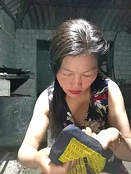 Snapshot of siusiu-00 chatting on October 19, 5:35 pm siusiu-00 online show from October 19, 5:35 pm