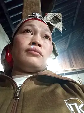 Snapshot of siusiu-00 chatting on November 5, 8:31 pm siusiu-00 online show from November 5, 8:31 pm