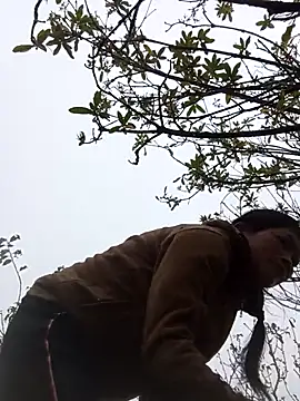 Snapshot of siusiu-00 chatting on November 13, 12:20 am siusiu-00 online show from November 13, 12:20 am