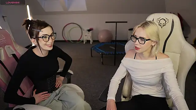 Snapshot of Jessica_start chatting on November 27, 11:12 am Jessica start online show from November 27, 11:12 am