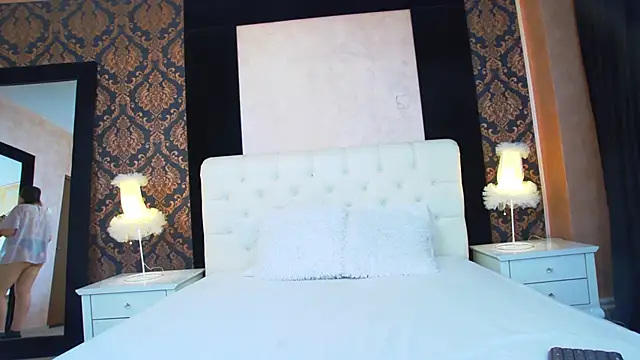 Snapshot of Soft_Lilly chatting on March 23, 6:28 am Soft Lilly online show from March 23, 6:28 am