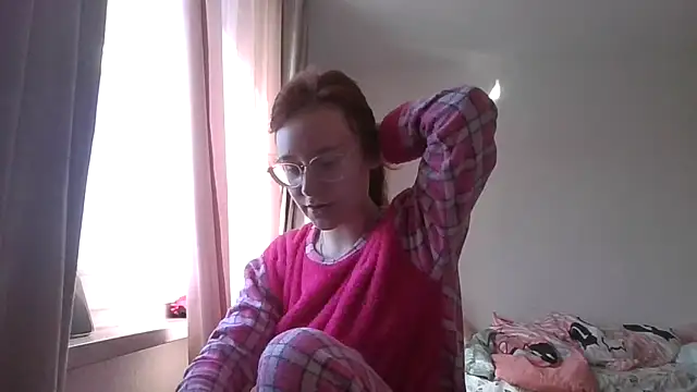 LuckySLove online show from March 22, 12:08 pm