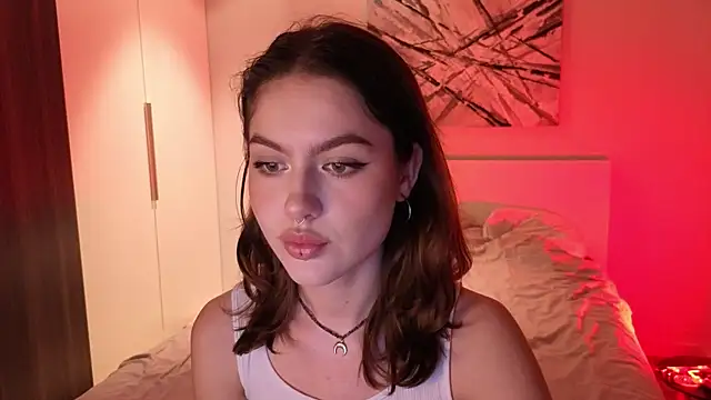 Snapshot of Miraa_Belle chatting on October 23, 5:23 pm Miraa Belle online show from October 23, 5:23 pm
