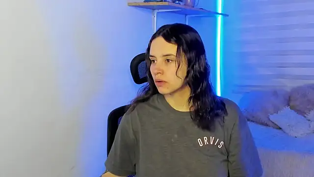 Snapshot of Emily_Lindey chatting on November 3, 3:19 am Emily Lindey online show from November 3, 3:19 am