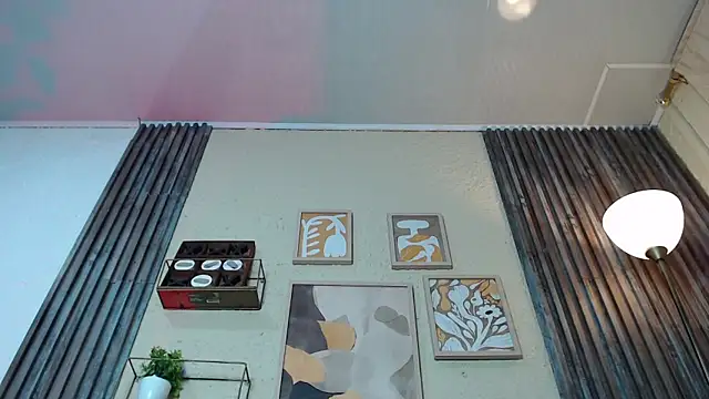 Snapshot of ZharaGag_on_u chatting on November 29, 12:19 pm ZharaGag on u online show from November 29, 12:19 pm