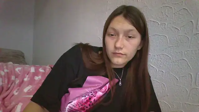 luna tt online show from December 15, 8:13 pm