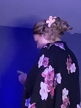 queenkelly1234 online show from March 12, 4:57 pm