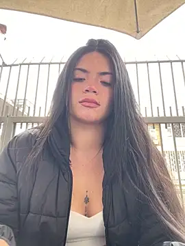 PamelaJonsom  online show from December 21, 12:45 pm