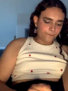 La-Gatiita-trans online show from October 29, 1:41 am