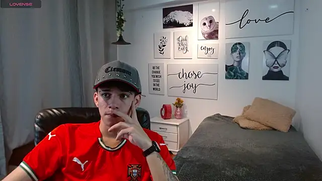 AmethystShadow17 online show from December 2, 4:13 pm