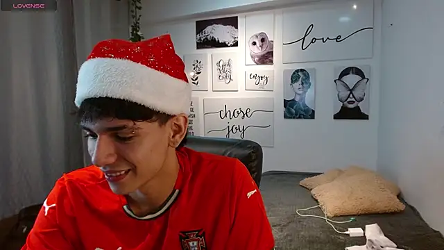 AmethystShadow17 online show from December 5, 4:58 pm