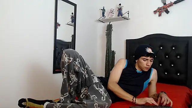 AmethystShadow17 online show from May 5, 9:23 pm