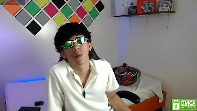 AmethystShadow17 online show from August 2, 2:26 pm
