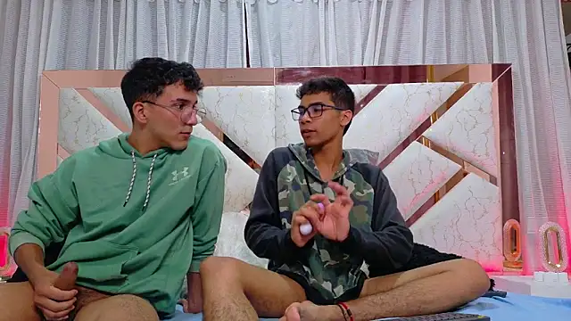 Desire4Duo online show from October 25, 1:07 pm