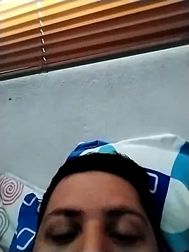 Eduar0015 online show from November 4, 7:46 pm