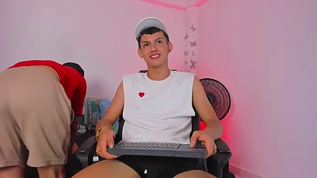 Axel Cody  online show from November 19, 8:20 pm