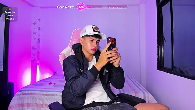 Snapshot of Axel_Cody_ chatting on February 19, 11:39 am Axel Cody online show from February 19, 11:39 am