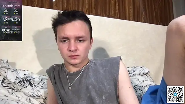 Logan mett online show from October 30, 8:42 pm