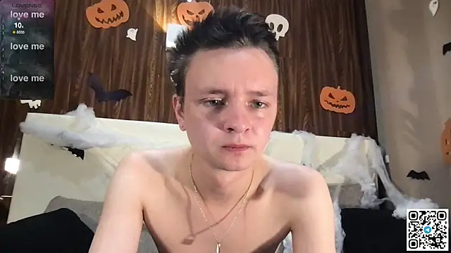 Logan mett online show from November 2, 4:09 pm