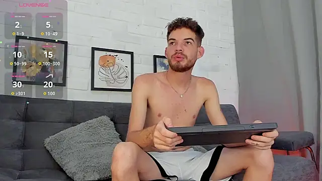 MATEO HUNTER online show from December 1, 10:26 pm