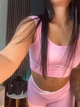 Snapshot of shanabellucy chatting on February 22, 8:51 pm shanabellucy online show from February 22, 8:51 pm