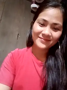 Snapshot of Lyssa-a chatting on February 15, 10:58 am Lyssa-a online show from February 15, 10:58 am