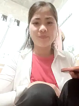 Snapshot of Lyssa-a chatting on February 22, 10:30 pm Lyssa-a online show from February 22, 10:30 pm