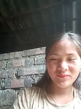 Lyssa-a online show from April 28, 2:27 am