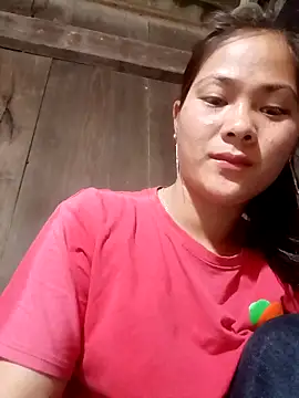 Lyssa-a online show from May 6, 8:41 am