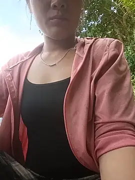 Lyssa-a online show from June 27, 7:57 am