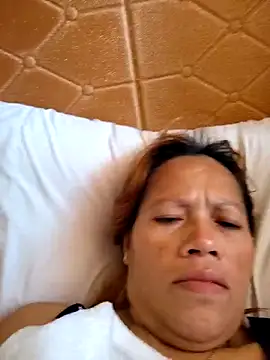 CockBiter83 online show from December 19, 1:12 am