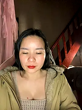 Snapshot of Listen-ly chatting on November 20, 2:50 pm Listen-ly online show from November 20, 2:50 pm