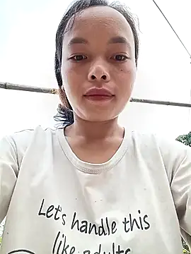 Snapshot of Nguyet2k4 chatting on October 27, 2:04 am Nguyet2k4 online show from October 27, 2:04 am