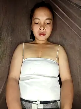 Snapshot of Nguyet2k4 chatting on November 1, 2:57 am Nguyet2k4 online show from November 1, 2:57 am