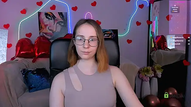 Snapshot of evalora_vei chatting on February 17, 1:29 pm evalora vei online show from February 17, 1:29 pm