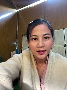 Miss-World00 online show from December 21, 2:41 am