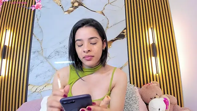 I karly online show from November 27, 12:40 pm